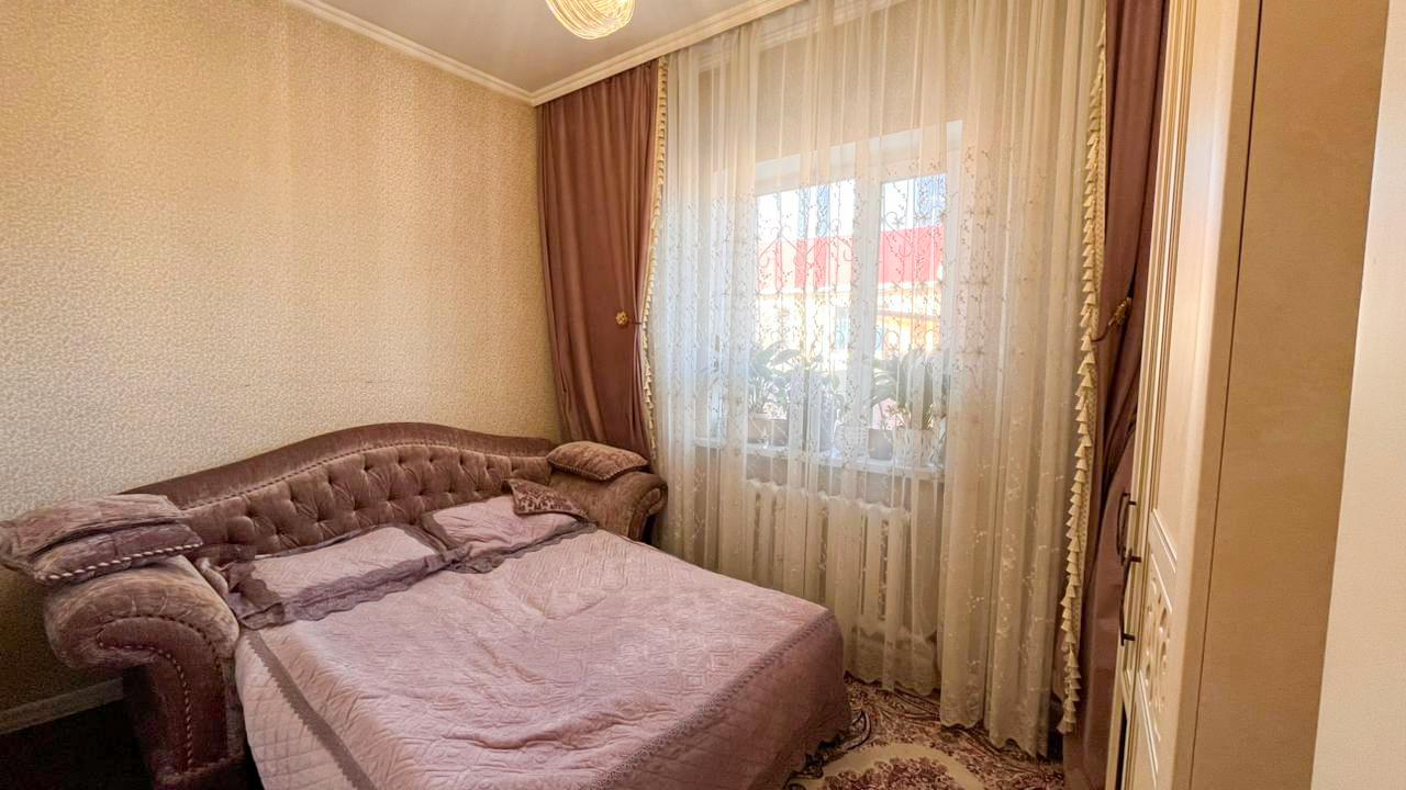 4-комнантный квартира, 92.0 м²,Есетова за 61 200 000