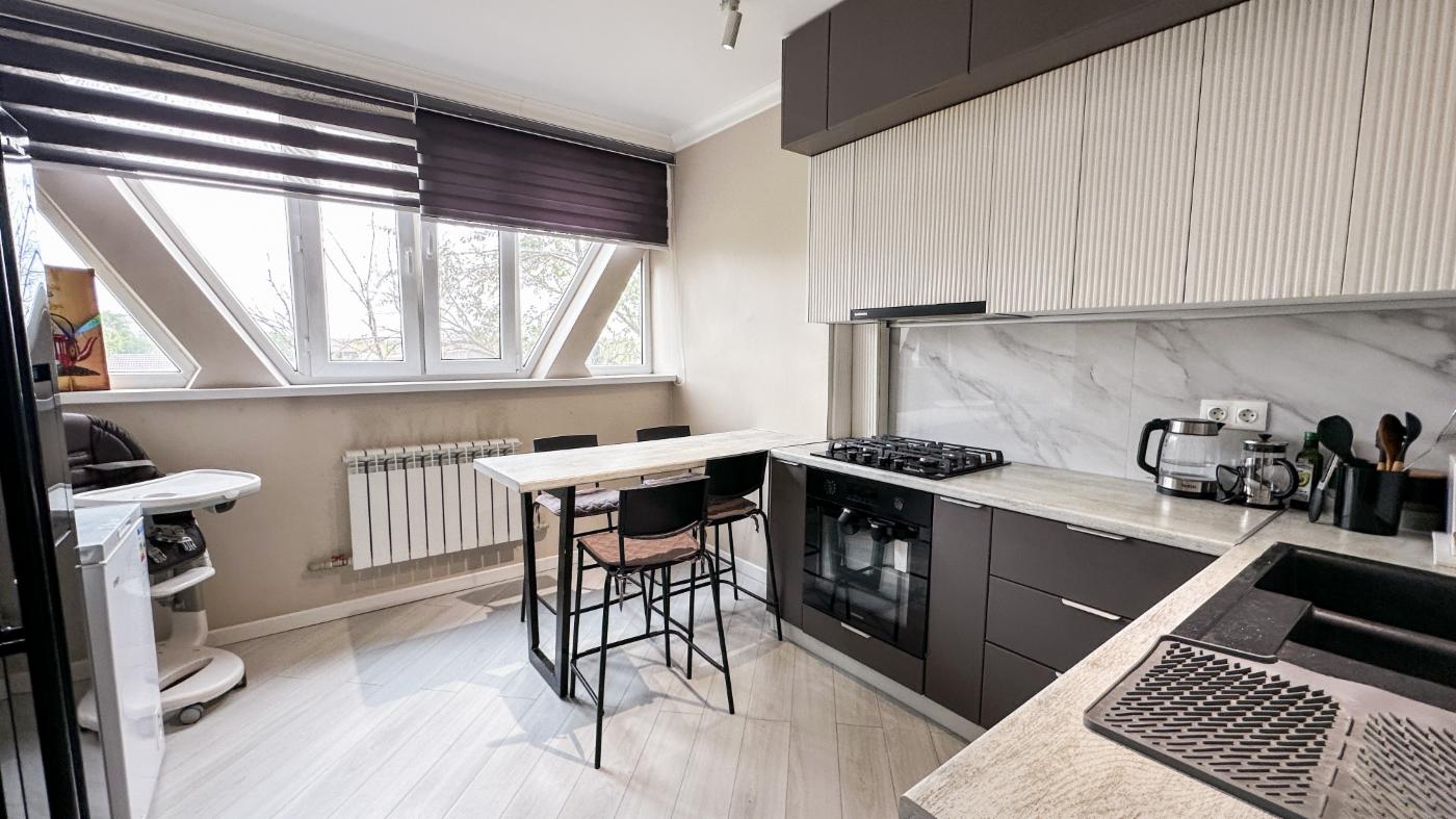2-комнантная квартира, 61.0 м²,Асановой за 25 500 000