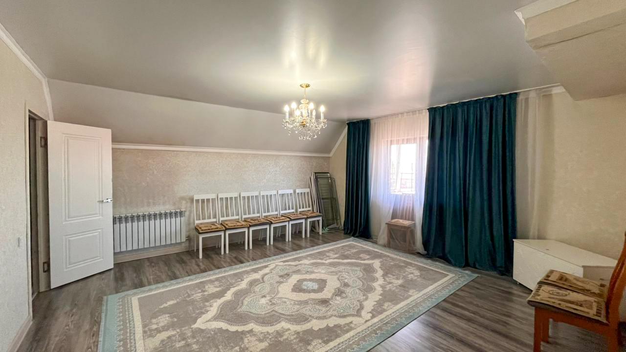 5-комнантный квартира, 211.0 м²,Наурыз за 65 000 000