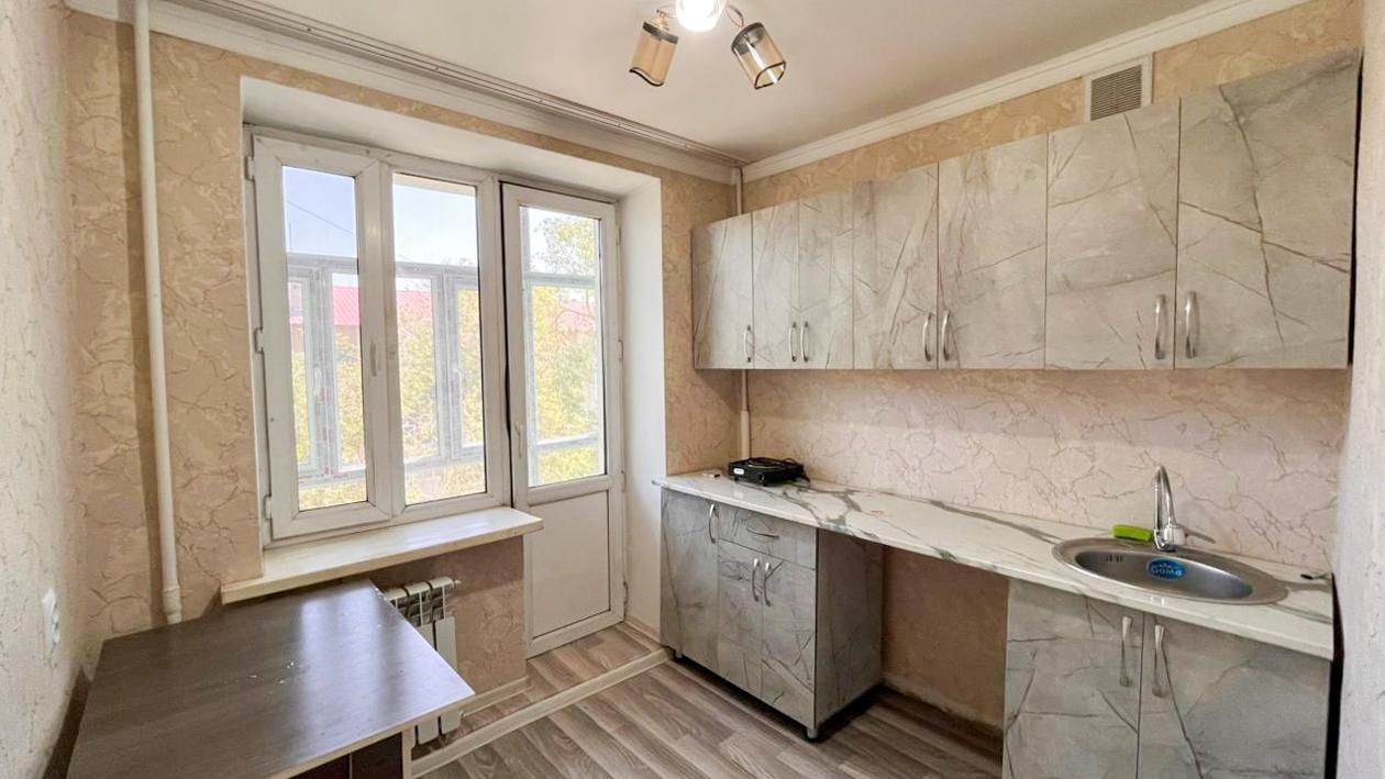 1-комнантная квартира, 30.0 м²,Военный городок за 12 000 000