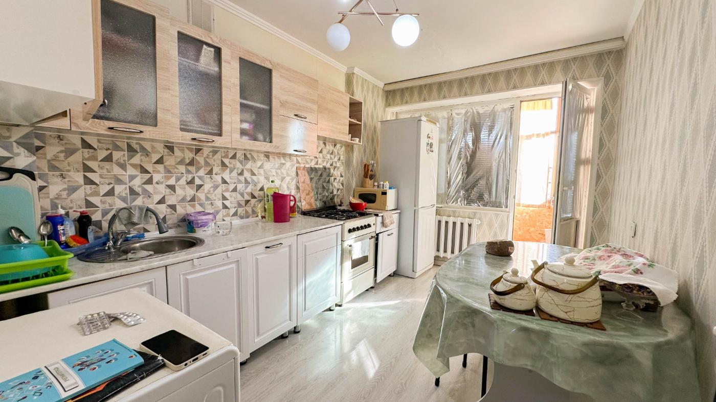 4-комнантная квартира, 80.0 м²,5 мкр за 25 000 000