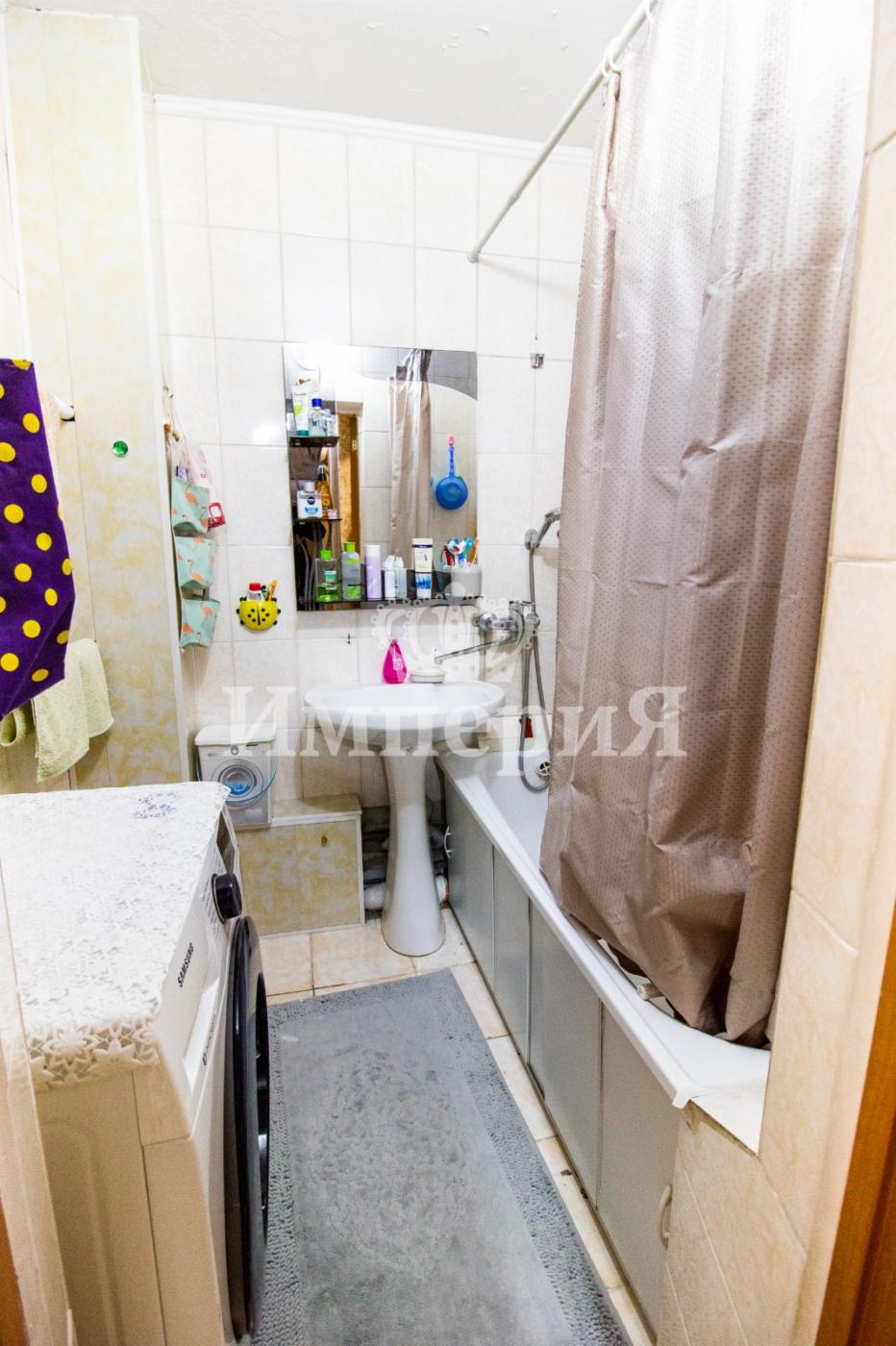 3-комнантная квартира, 64.0 м²,4 мкр за 20 000 000