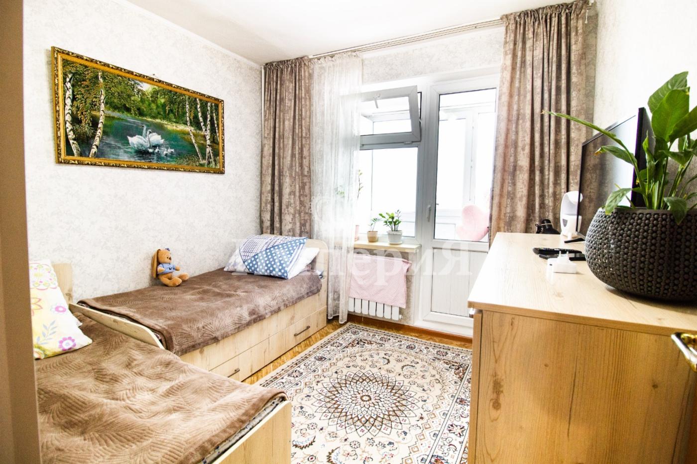 3-комнантная квартира, 64.0 м²,4 мкр за 20 000 000