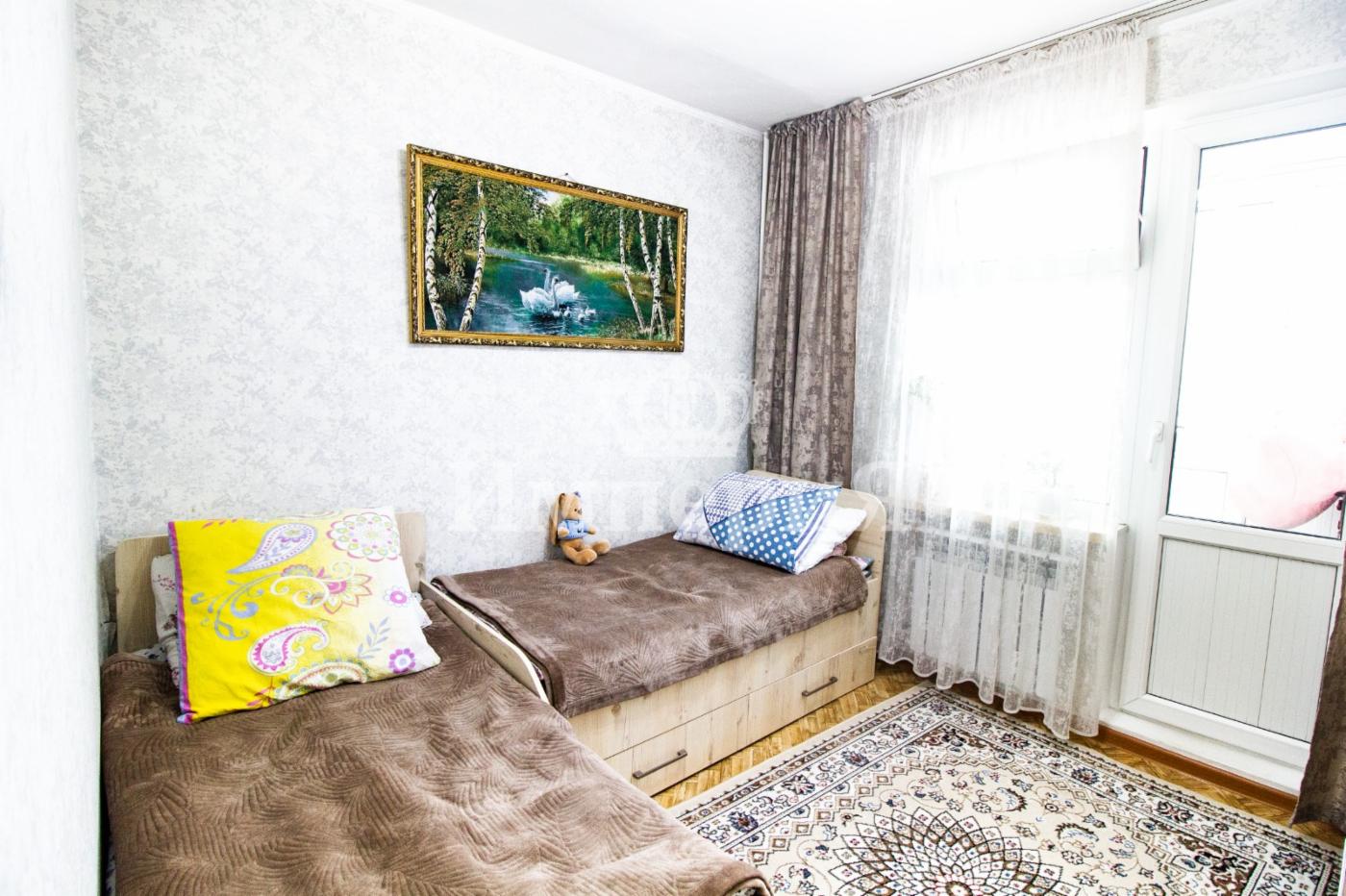 3-комнантная квартира, 64.0 м²,4 мкр за 20 000 000