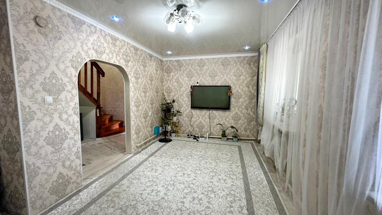 4-комнантный квартира, 85.6 м²,Тольятти за 20 000 000