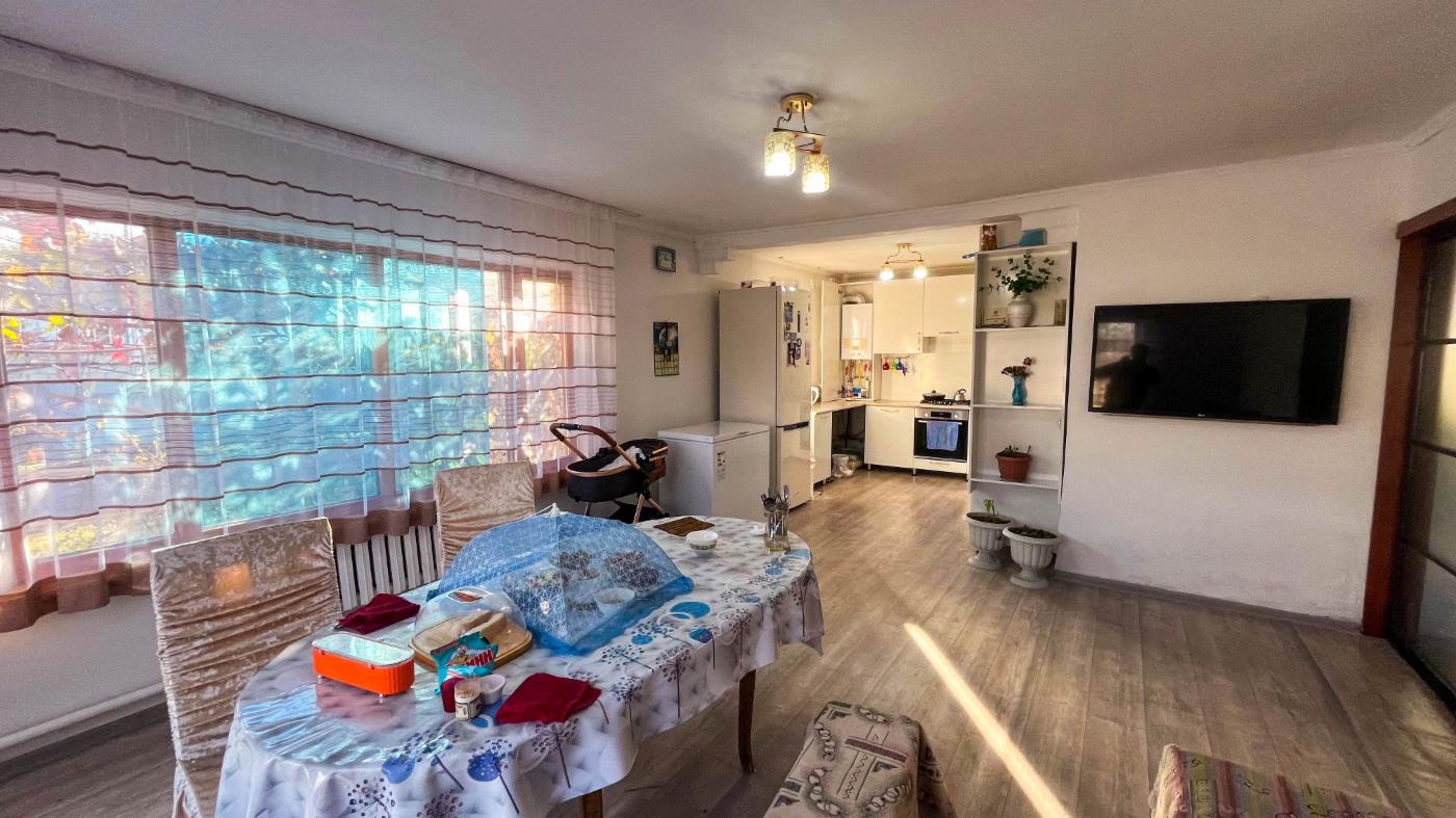 4-комнантный квартира, 112.0 м²,Талдыкорганская за 19 000 000