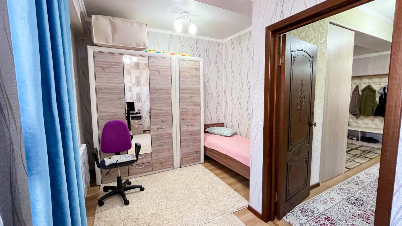 4-комнантная квартира, 112.0 м²,5 мкр за 40 000 000