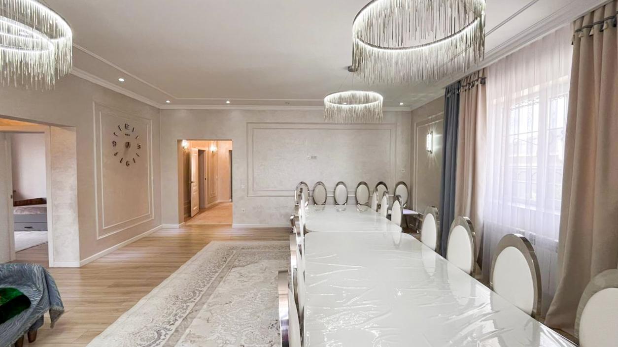 5-комнантный квартира, 200.0 м²,Жазиралы за 65 500 000