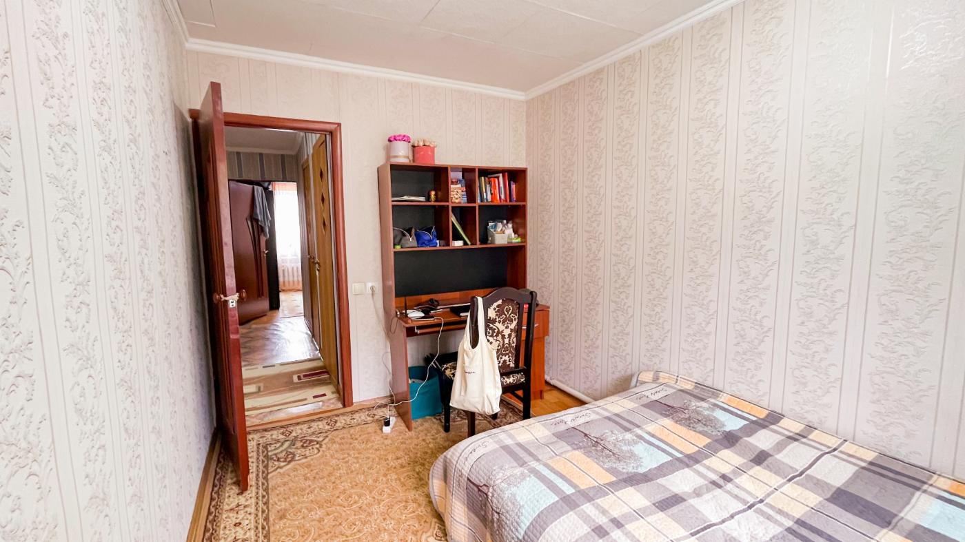 4-комнантная квартира, 70.0 м²,Циалковского за 18 500 000