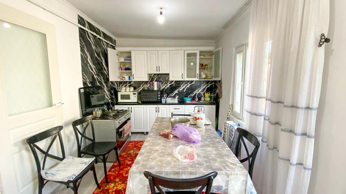 3-комнантный квартира, 68.0 м²,Сыпатаева за 19 000 000