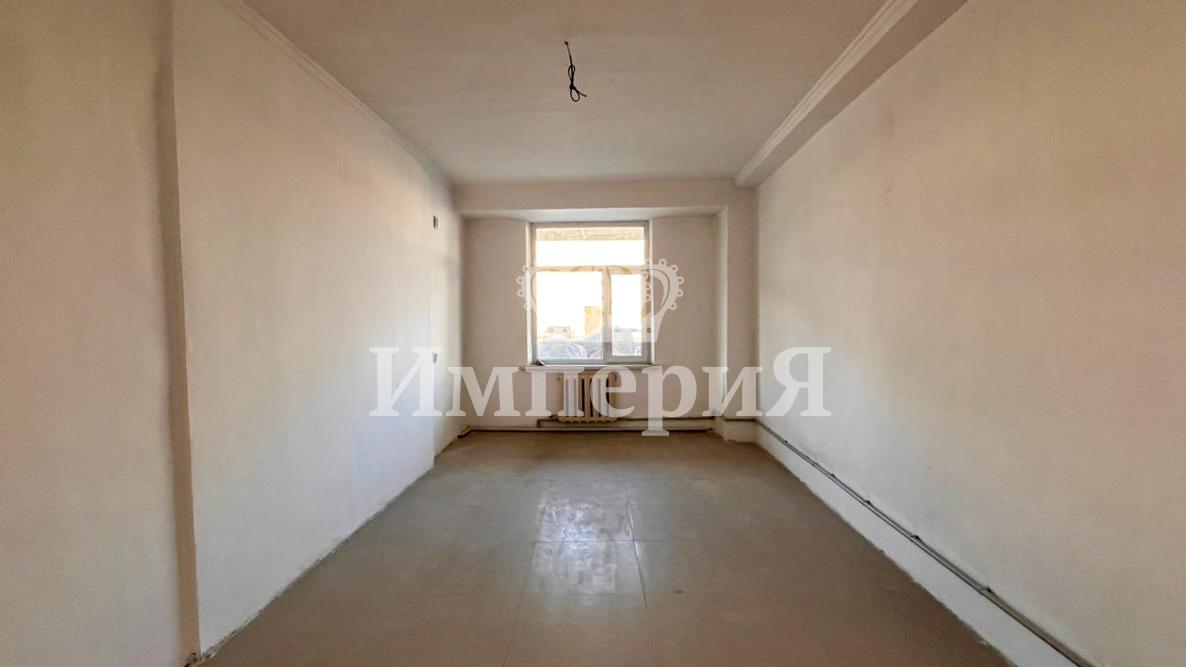 11-комнантный квартира, 200.0 м²,Абая за 65 000 000