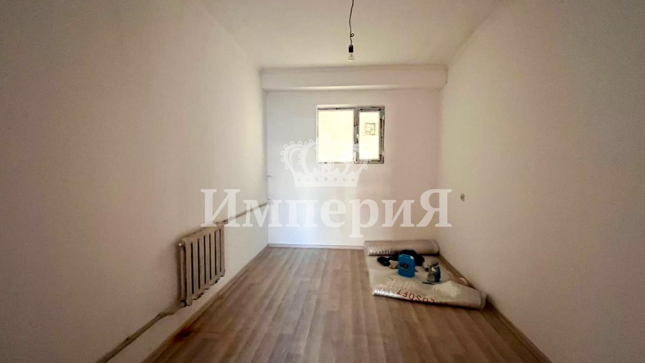 11-комнантный квартира, 200.0 м²,Абая за 65 000 000