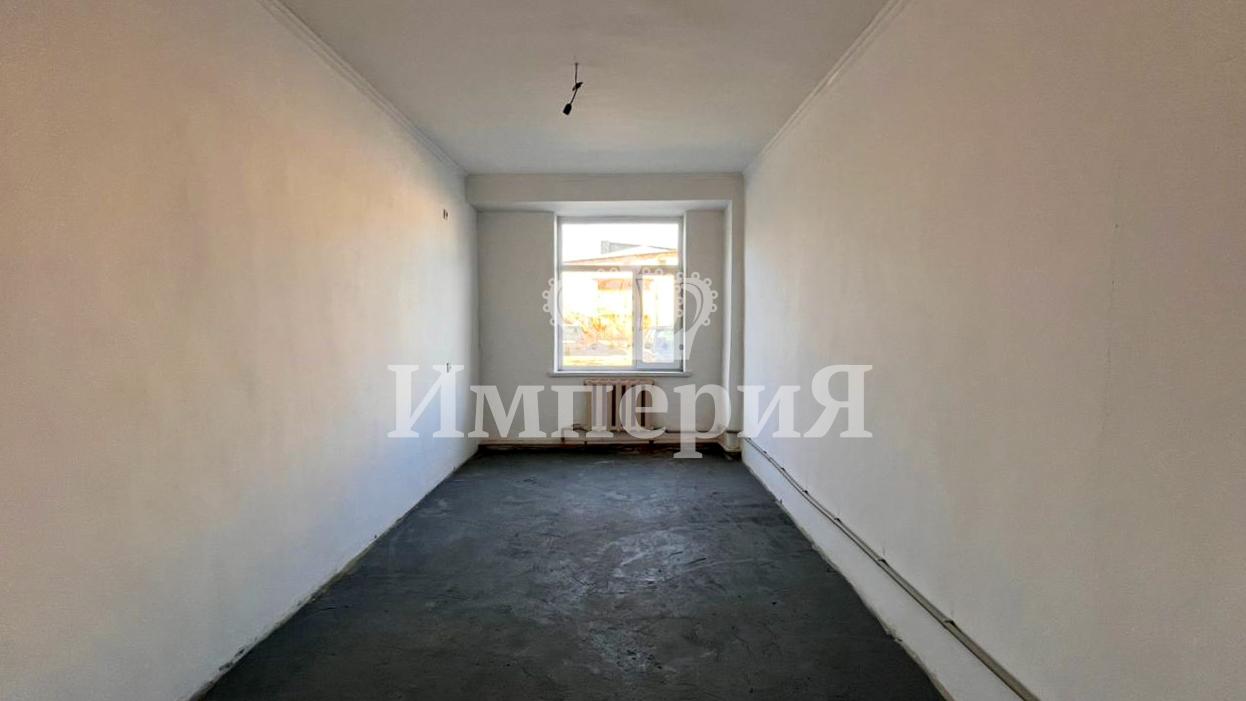 11-комнантный квартира, 200.0 м²,Абая за 65 000 000