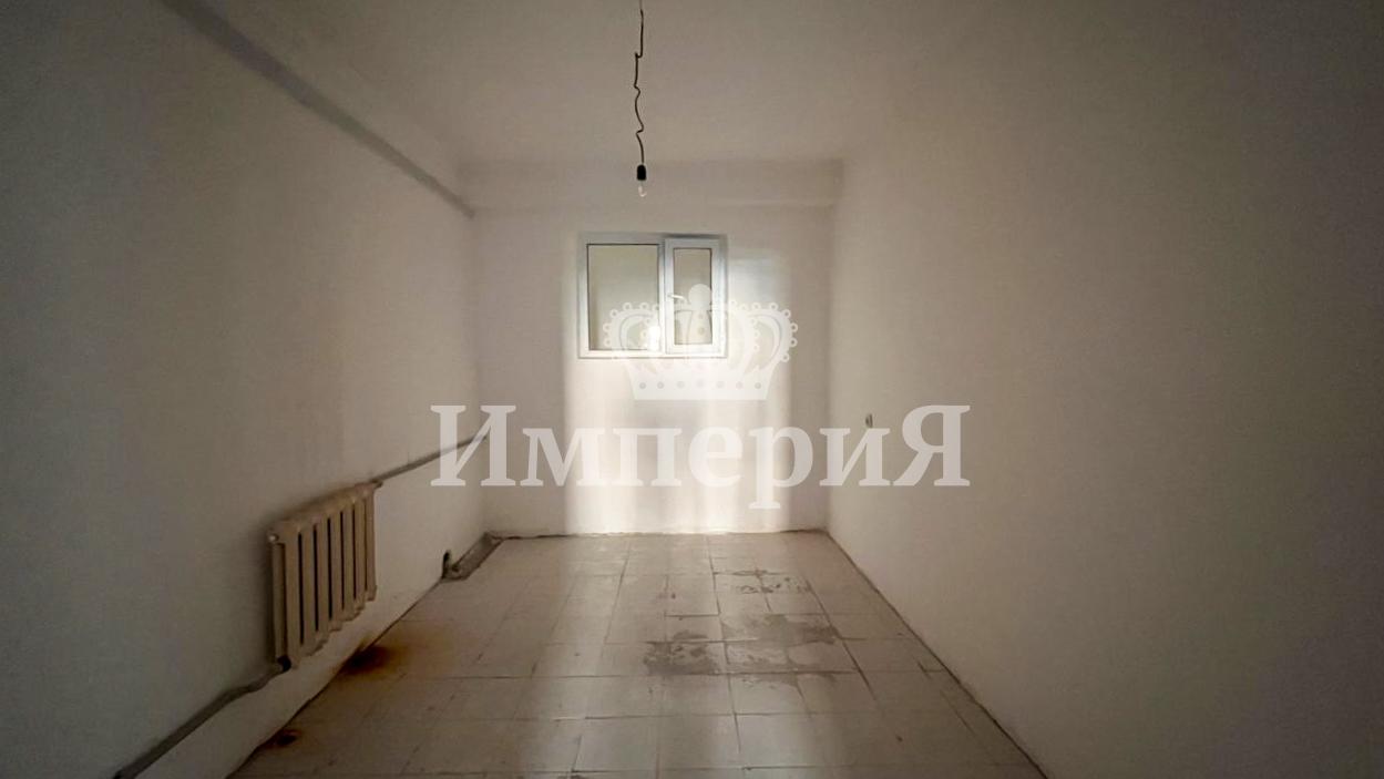 11-комнантный квартира, 200.0 м²,Абая за 65 000 000
