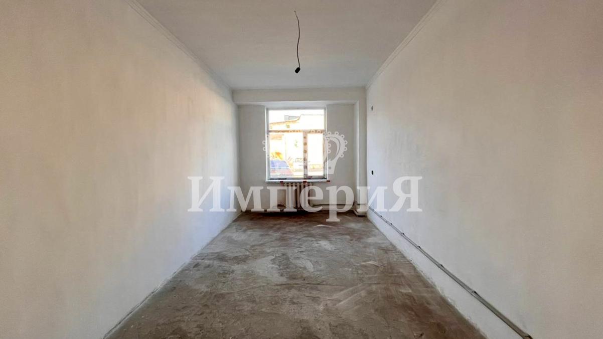 11-комнантный квартира, 200.0 м²,Абая за 65 000 000