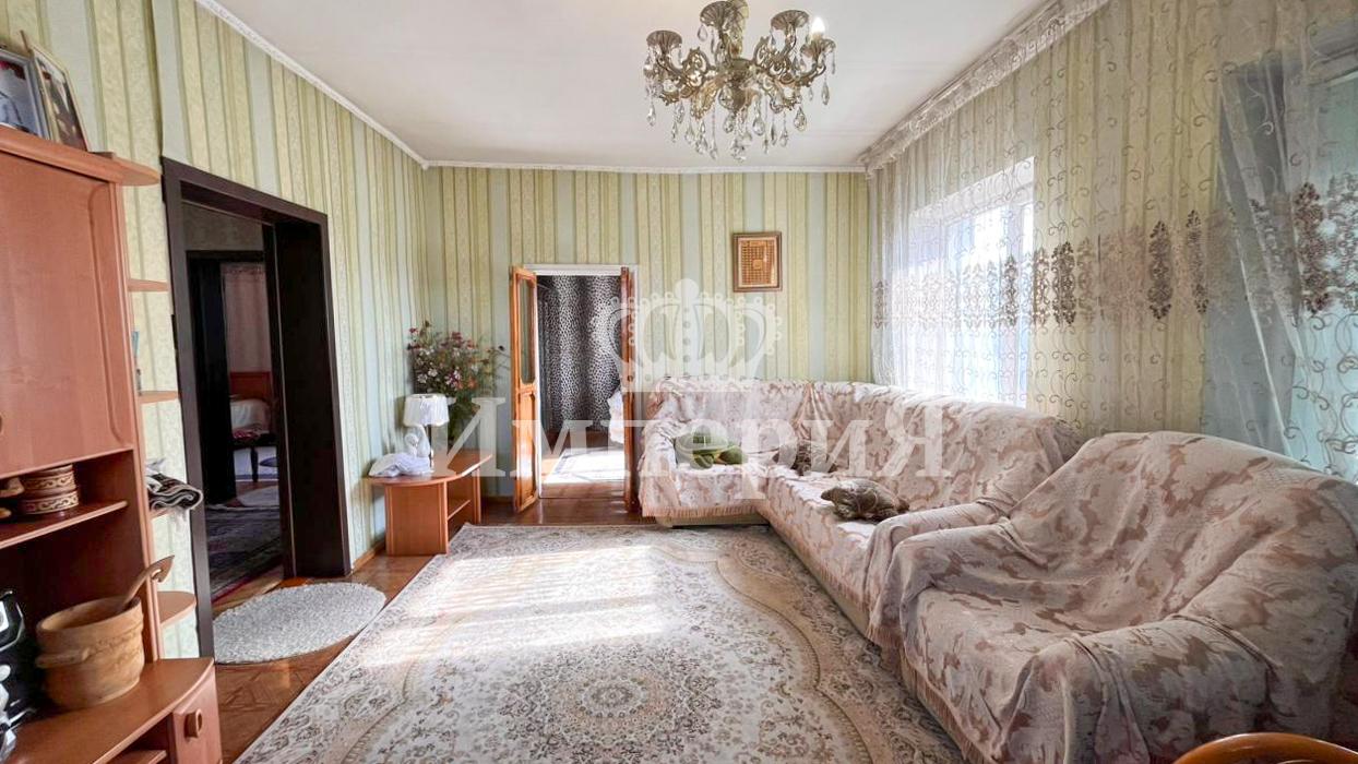 6-комнантный квартира, 136.0 м²,Валиханова за 36 000 000