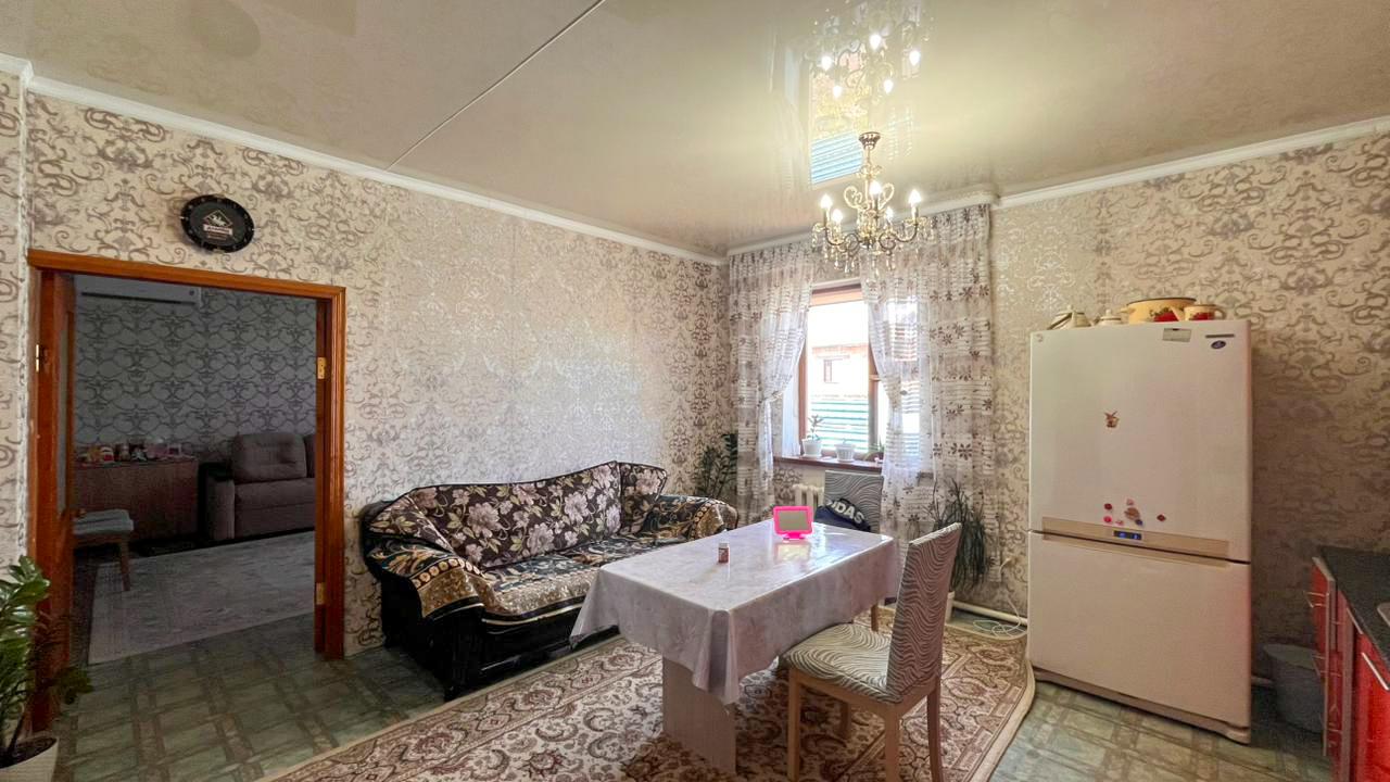 4-комнантный квартира, 110.0 м²,Кастеева за 29 000 000