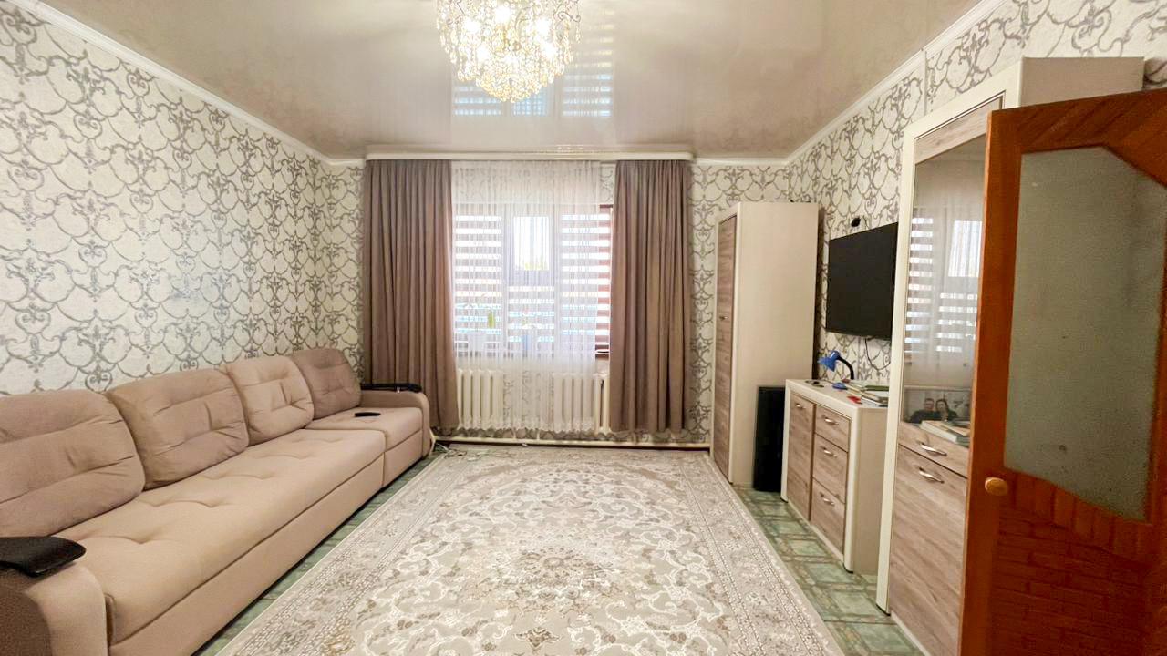 4-комнантный квартира, 110.0 м²,Кастеева за 29 000 000