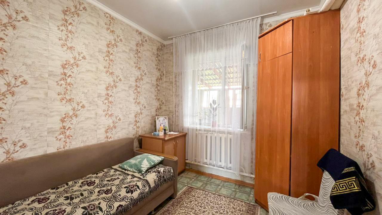 4-комнантный квартира, 110.0 м²,Кастеева за 29 000 000