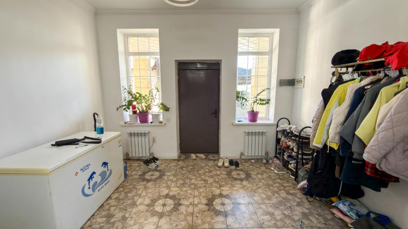 4-комнантный квартира, 202.0 м²,Гайдара за 41 000 000