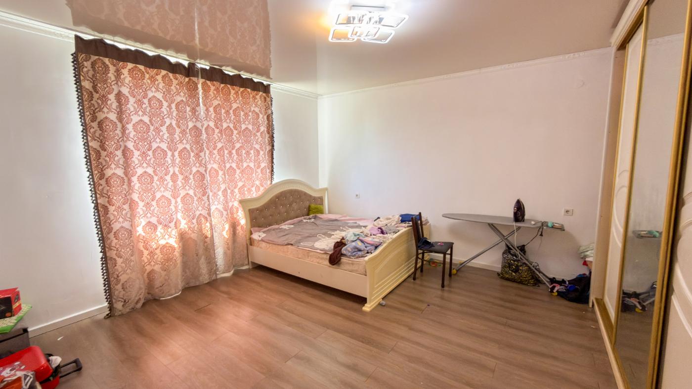 4-комнантный квартира, 202.0 м²,Гайдара за 41 000 000