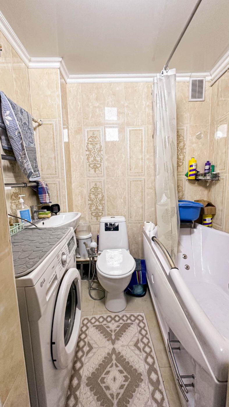 2-комнантная квартира, 43.0 м²,5 мкр за 18 300 000