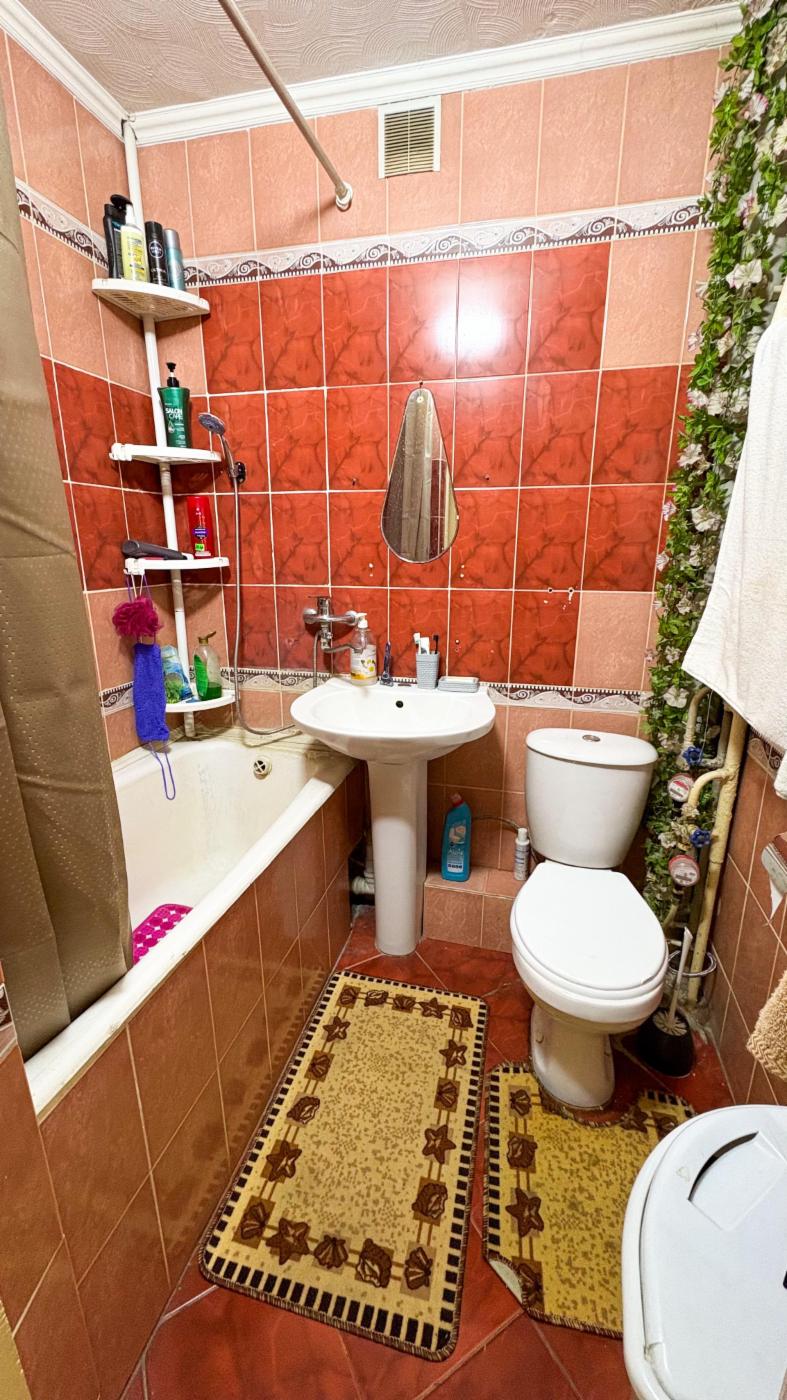 1-комнантная квартира, 37.0 м²,4 мкр за 9 750 000