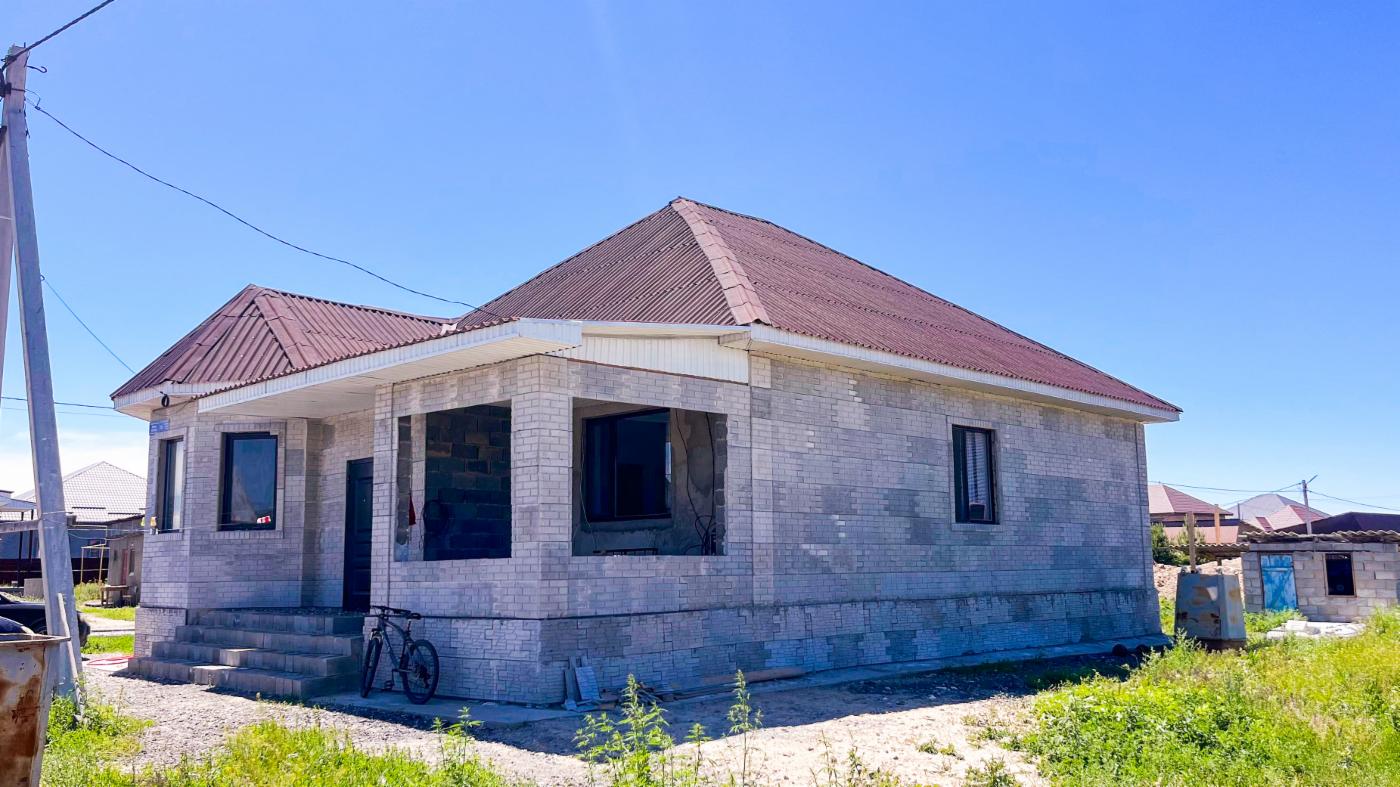 4-комнантный квартира, 140.0 м²,Жана Коныс за 25 000 000