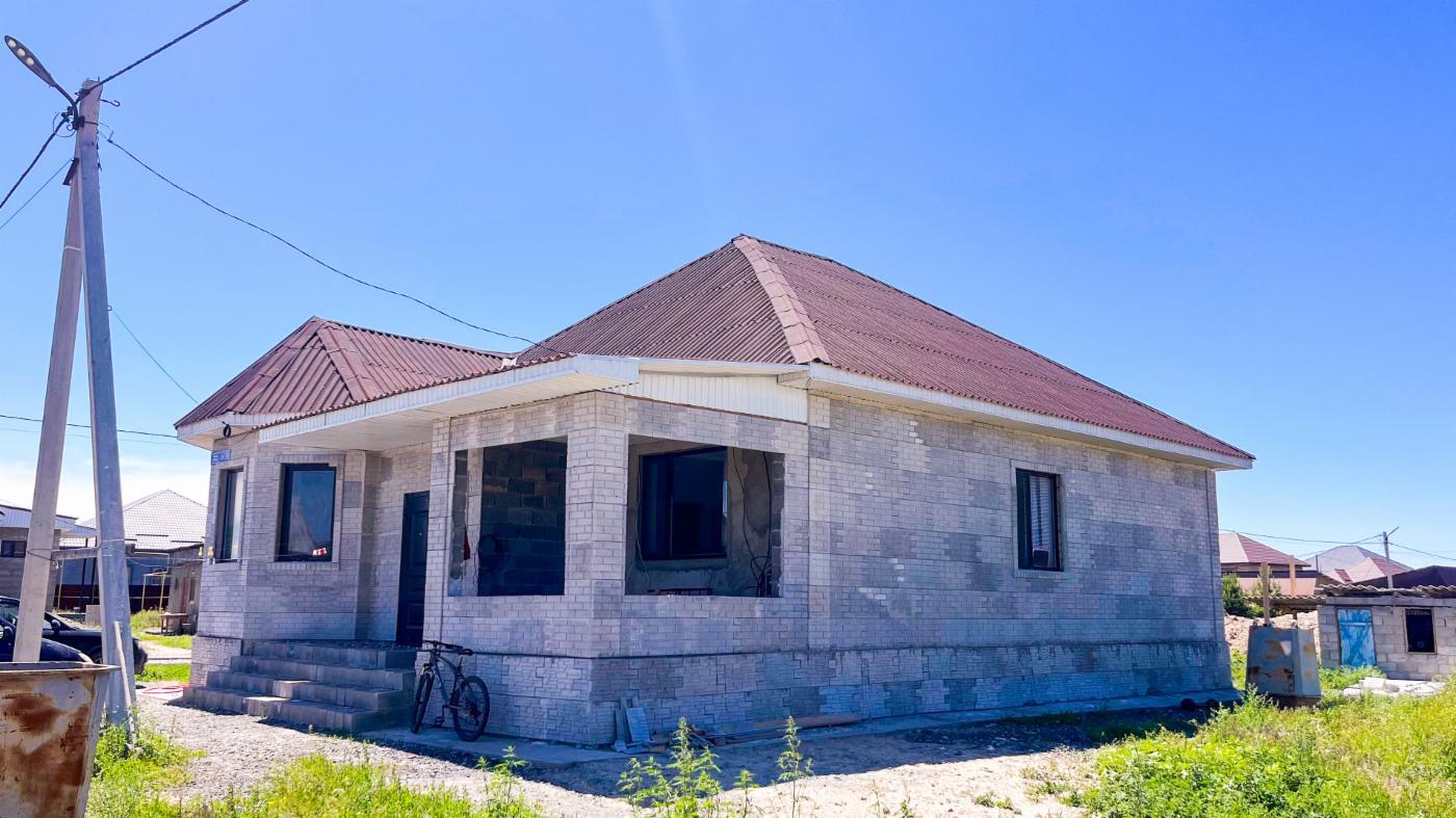 4-комнантный квартира, 140.0 м²,Жана Коныс за 31 000 000