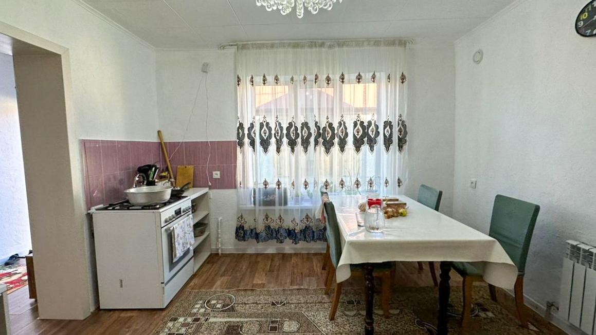 4-комнантный квартира, 86.0 м²,Курманова за 24 000 000