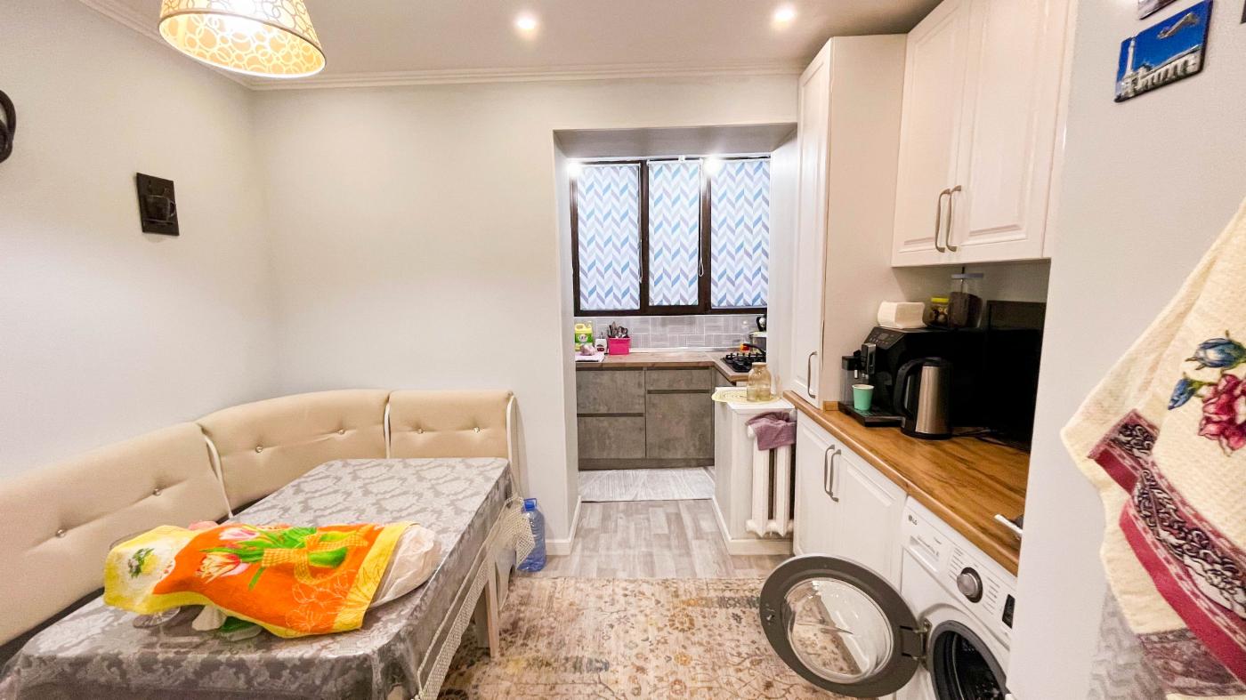 3-комнантная квартира, 71.0 м²,Красина за 25 000 000