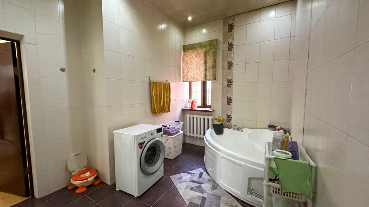 7-комнантный квартира, 286.0 м²,Гали Орманова за 140 000 000