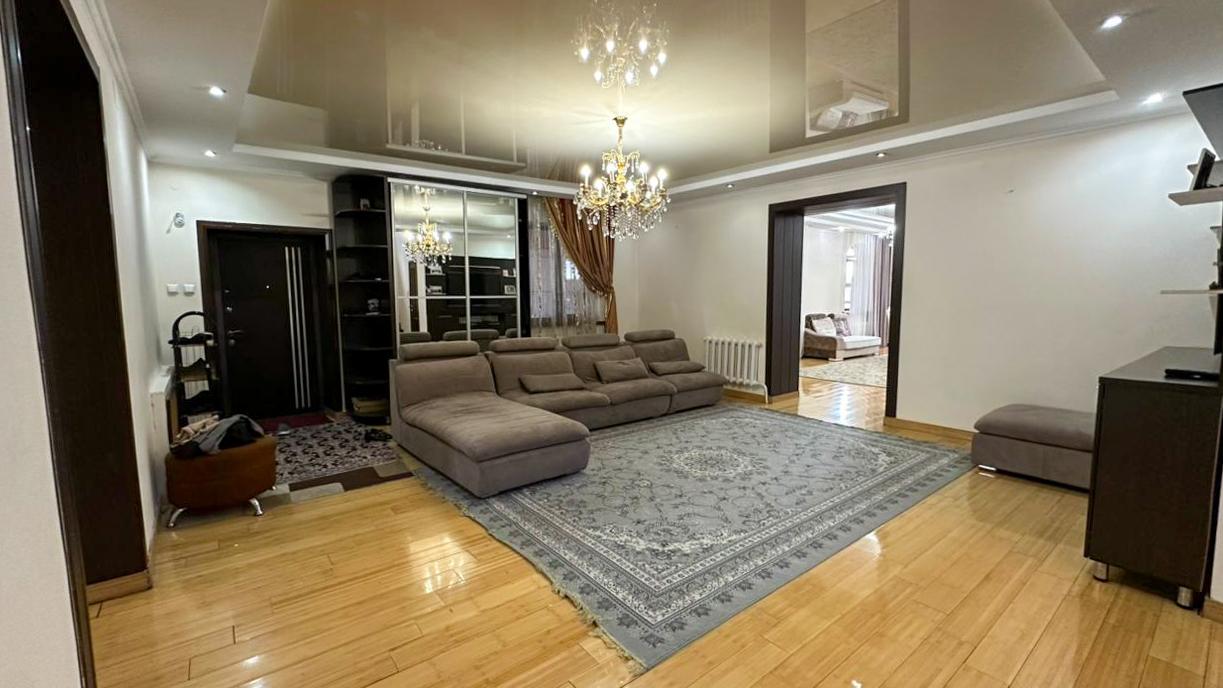 7-комнантный квартира, 286.0 м²,Гали Орманова за 140 000 000