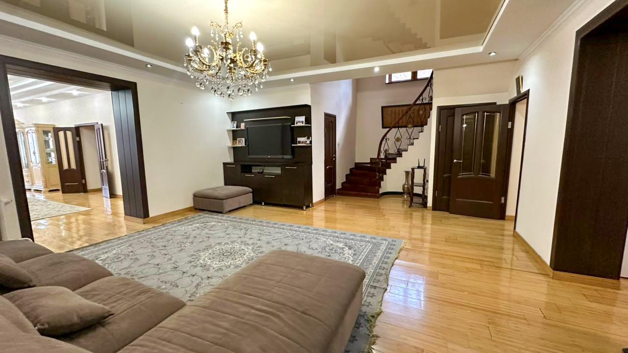 7-комнантный квартира, 286.0 м²,Гали Орманова за 140 000 000