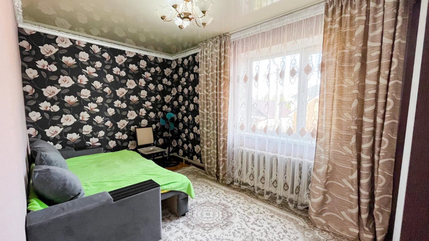 7-комнантный квартира, 200.0 м²,Сыртанова за 37 000 000