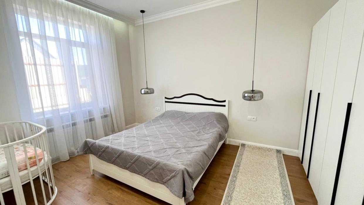 4-комнантный квартира, 137.0 м²,Косманавтов за 45 000 000