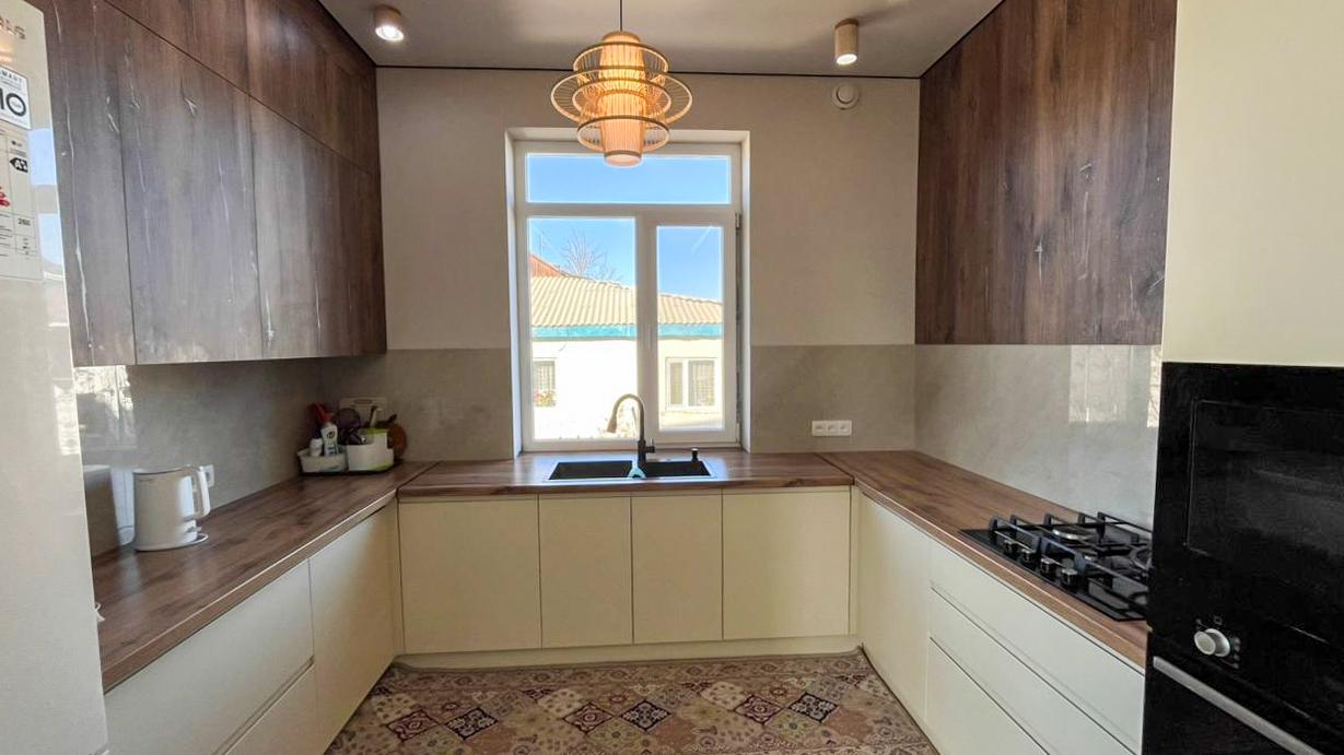 4-комнантный квартира, 137.0 м²,Косманавтов за 45 000 000