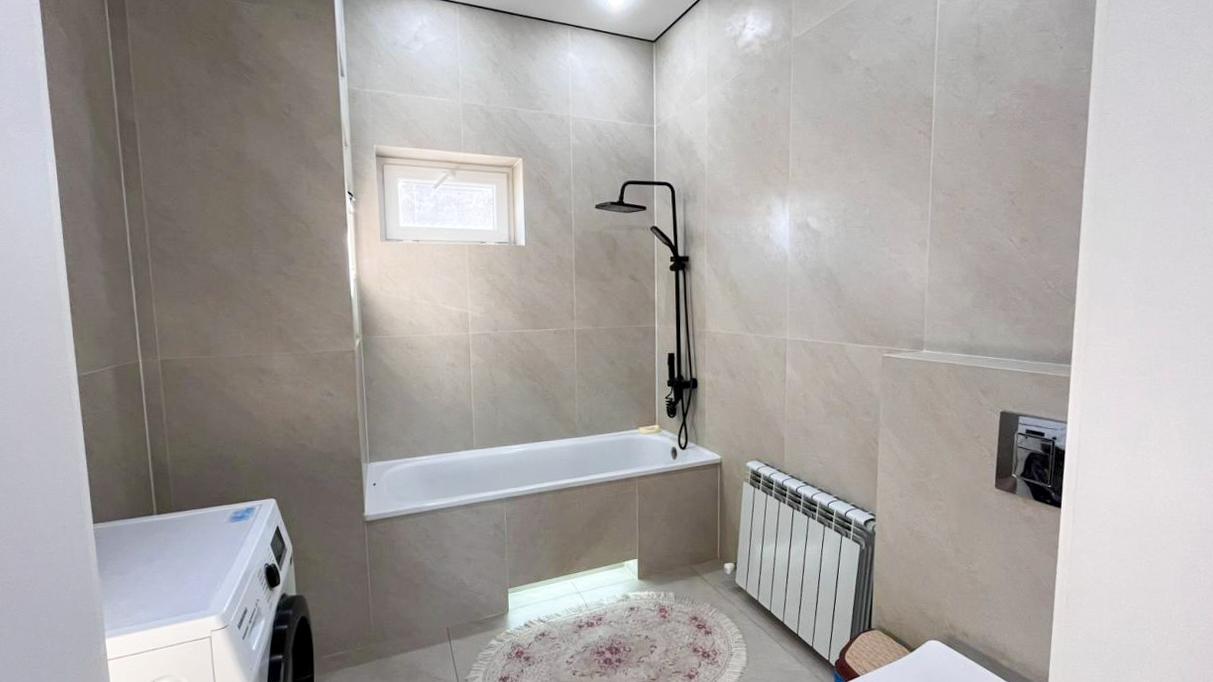 4-комнантный квартира, 137.0 м²,Косманавтов за 45 000 000