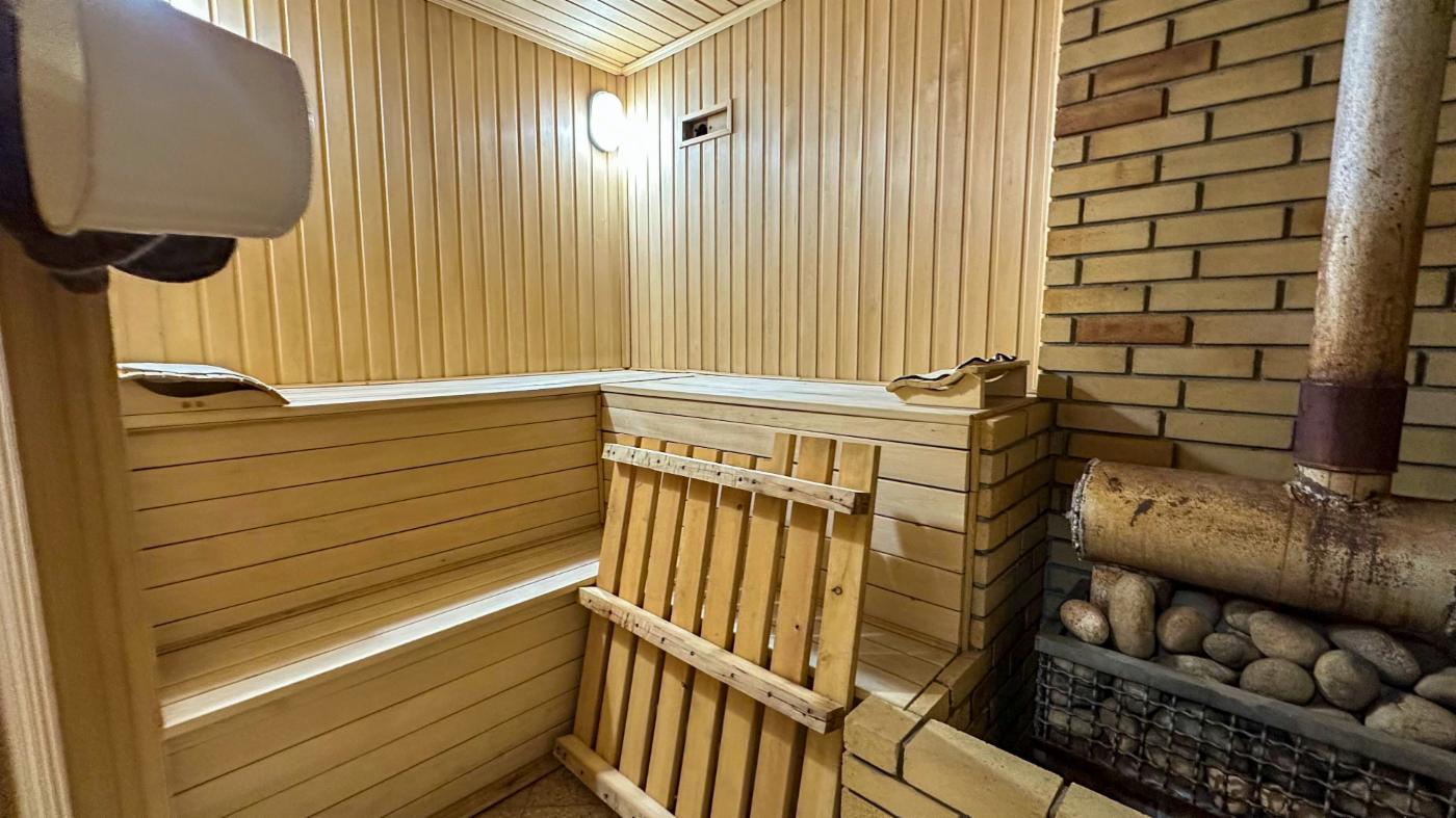 8-комнантный квартира, 290.0 м²,Гагарина за 135 000 000