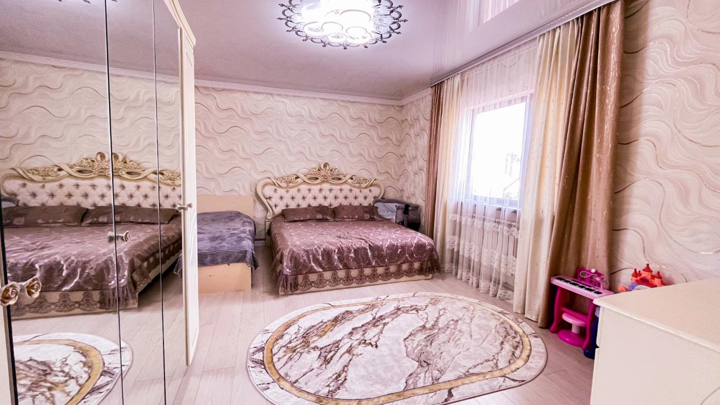5-комнантный квартира, 230.0 м²,Маяковского за 55 000 000