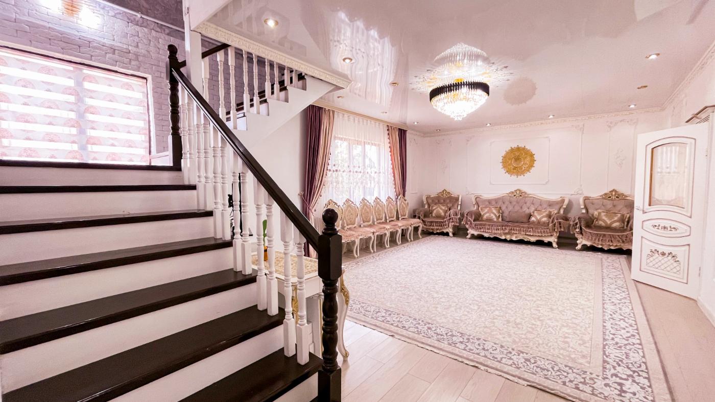 5-комнантный квартира, 230.0 м²,Маяковского за 55 000 000