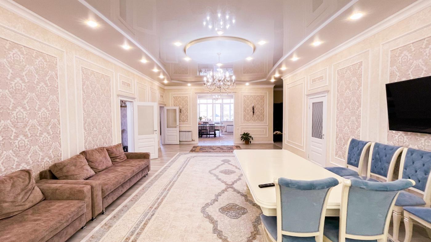 4-комнантная квартира, 190.0 м²,Каратал за 85 000 000