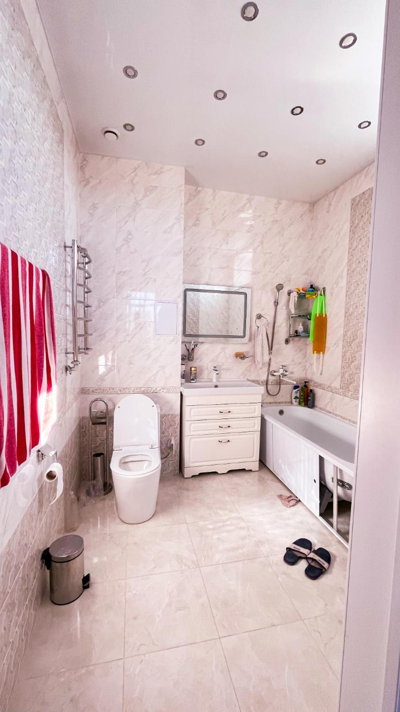 4-комнантная квартира, 190.0 м²,Каратал за 85 000 000