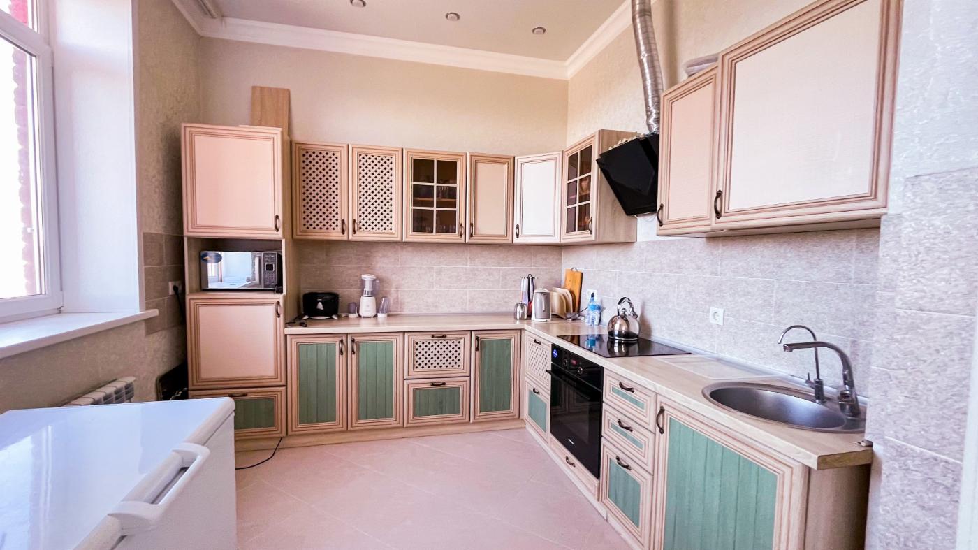 4-комнантная квартира, 190.0 м²,Каратал за 85 000 000