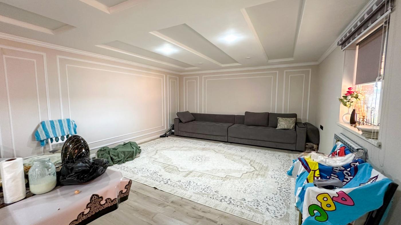 6-комнантный квартира, 220.0 м²,Салтанат за 140 000 000