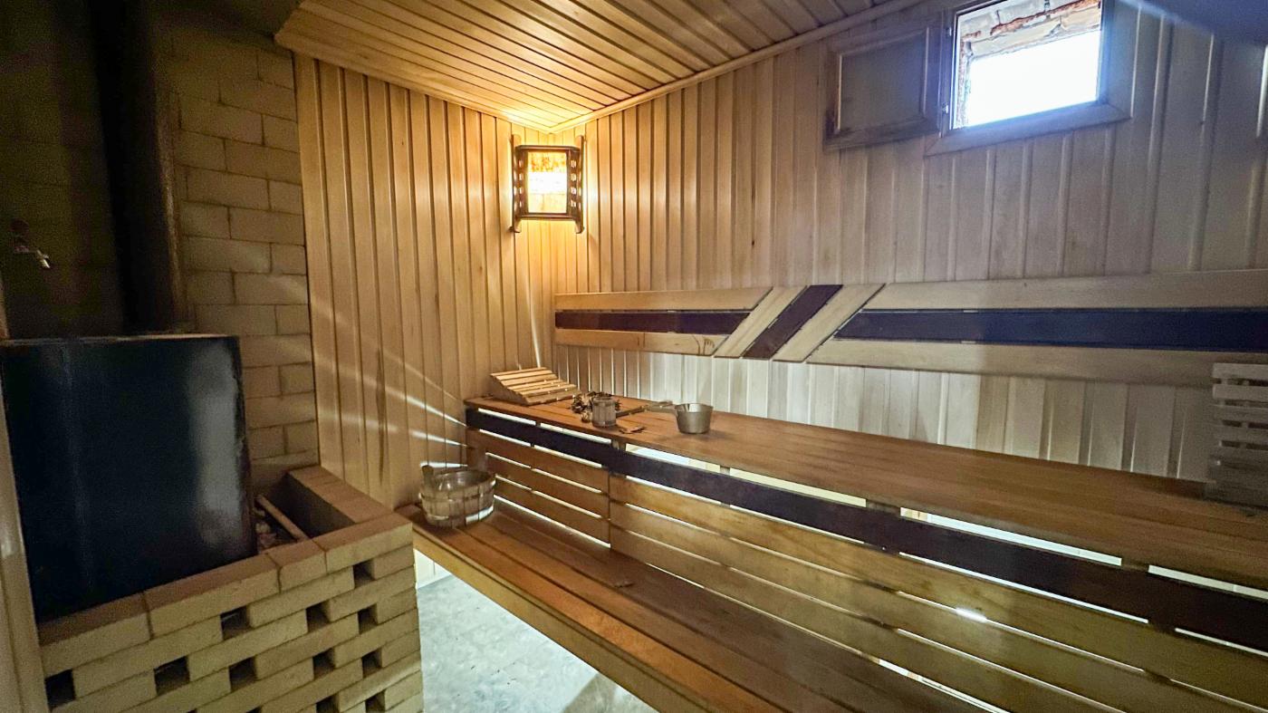 6-комнантный квартира, 220.0 м²,Салтанат за 140 000 000