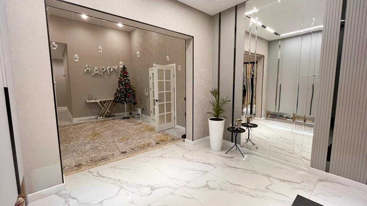 5-комнантный квартира, 200.0 м²,Жиенкулова за 53 000 000