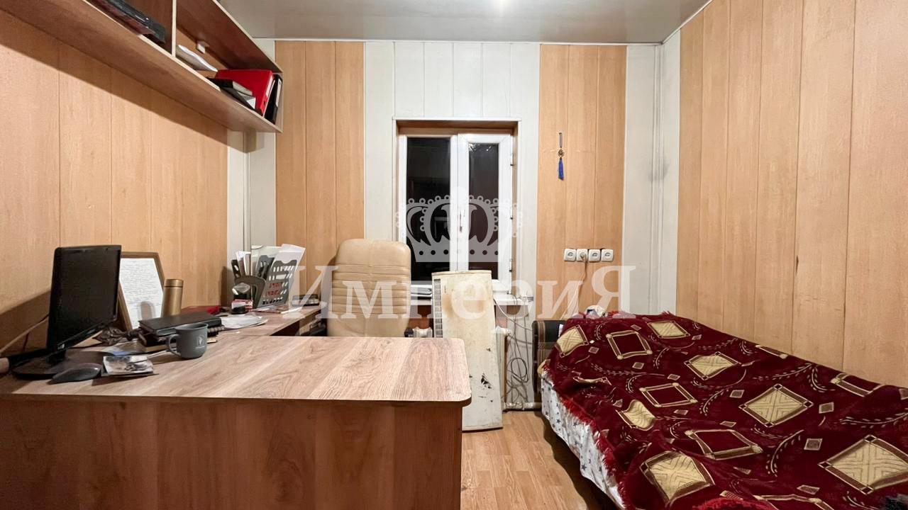 5-комнантный квартира, 300.0 м²,Курманова за 200 000 000