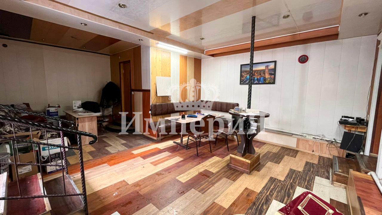 5-комнантный квартира, 300.0 м²,Курманова за 200 000 000