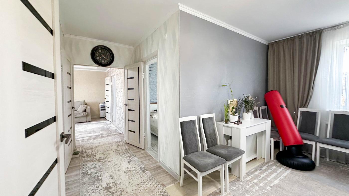 6-комнантный квартира, 130.0 м²,Виноградова за 21 000 000